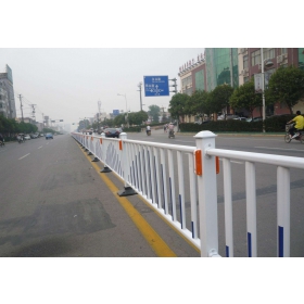 毕节市市政道路护栏工程